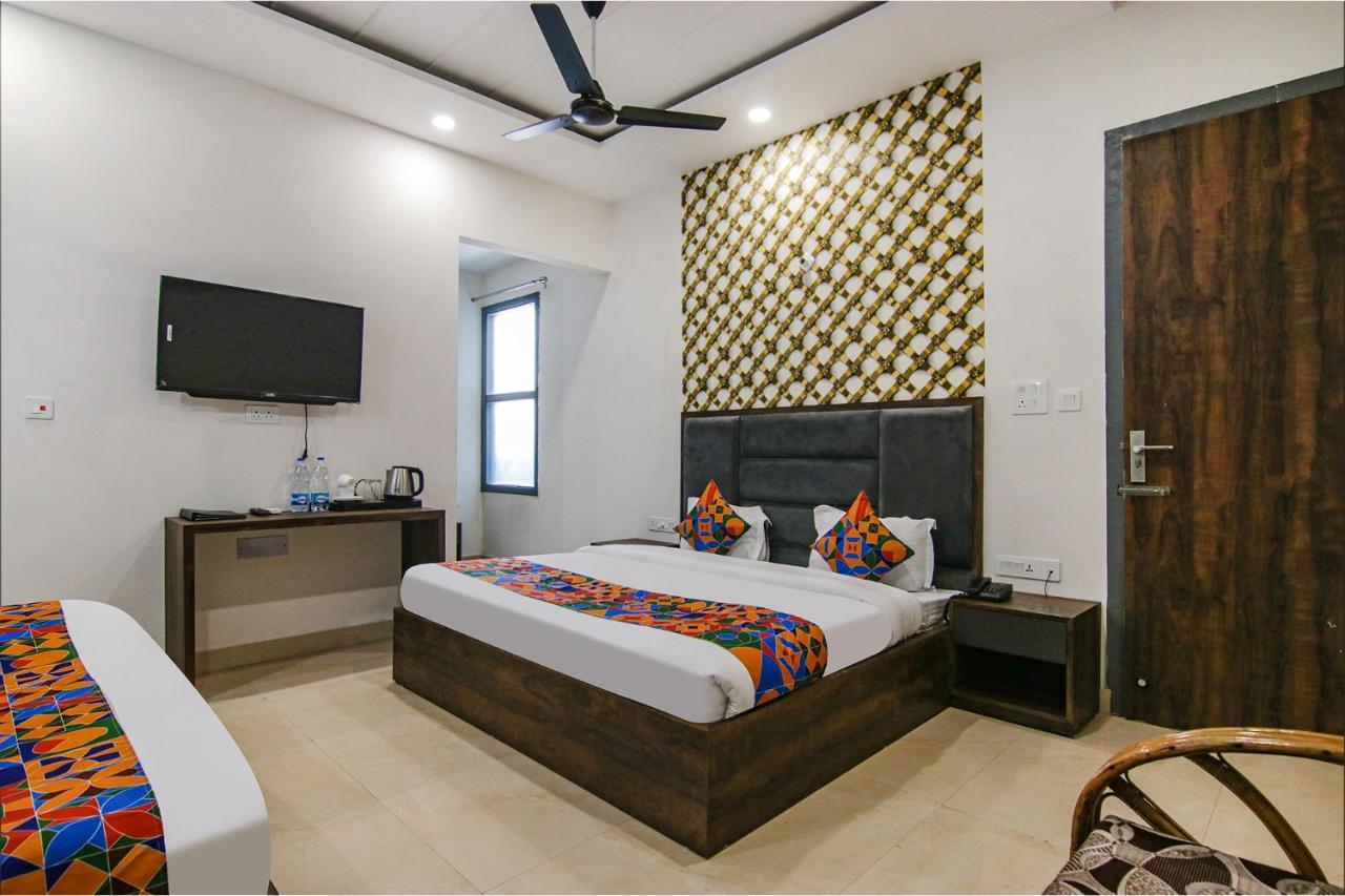 Fabhotel Prime Taj Castle Amritsar Bagian luar foto
