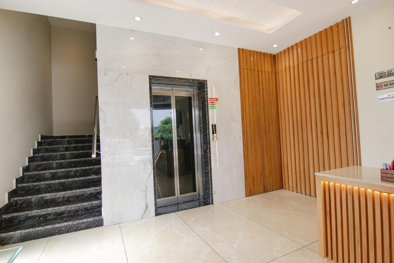 Fabhotel Prime Taj Castle Amritsar Bagian luar foto