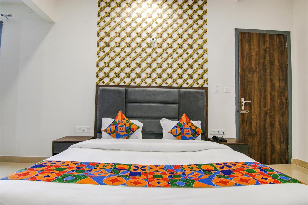 Fabhotel Prime Taj Castle Amritsar Bagian luar foto