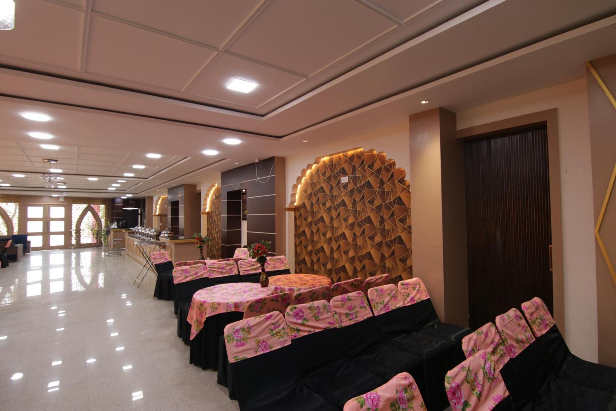 Fabhotel Prime Taj Castle Amritsar Bagian luar foto